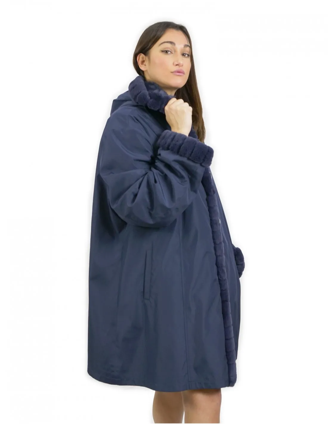 52 Pelliccia Rex cappotto reversibile lato piumino e lato pelliccia colore blu con cappuccio 