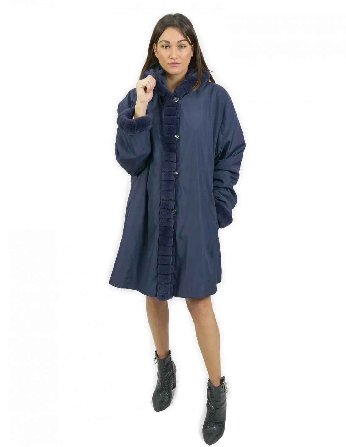 52 Pelliccia Rex cappotto reversibile lato piumino e lato pelliccia colore blu con cappuccio 