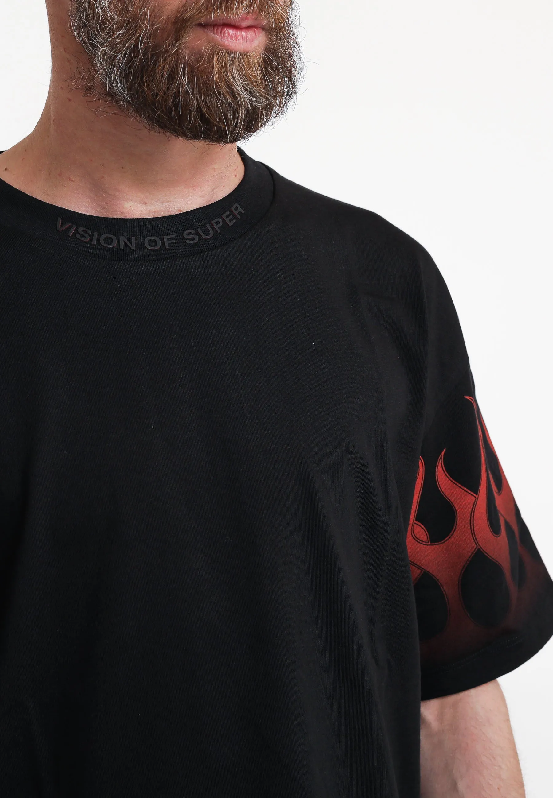 Black T-Shirt Whit Red Flames