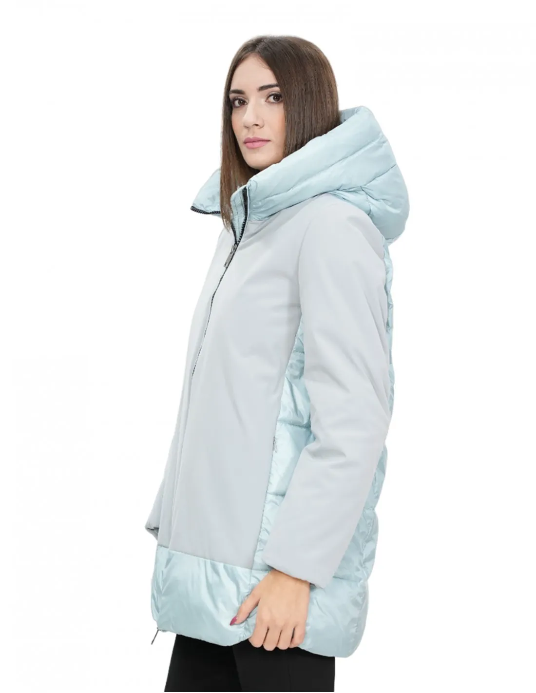 Piumino celeste 48 con stoffa sul davanti e sulle maniche lunghe cappuccio zip 