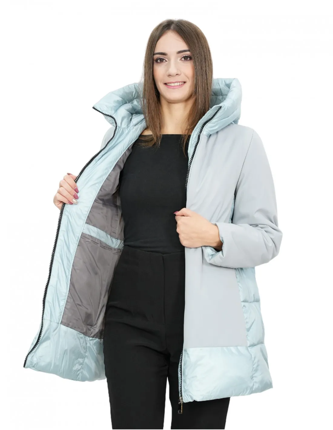 Piumino celeste 48 con stoffa sul davanti e sulle maniche lunghe cappuccio zip 