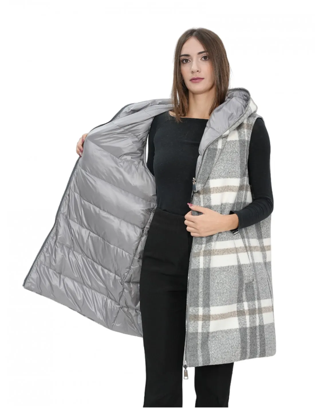 Smanicato gilet reversibile 48 grigio fantasia a quadri da un lato e l'altro piumino con cappuccio e zip 