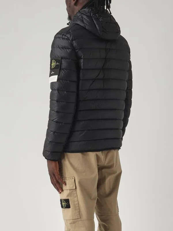 STONE ISLAND  Piumino uomo Stone Island in nylon stretch riciclato Navy